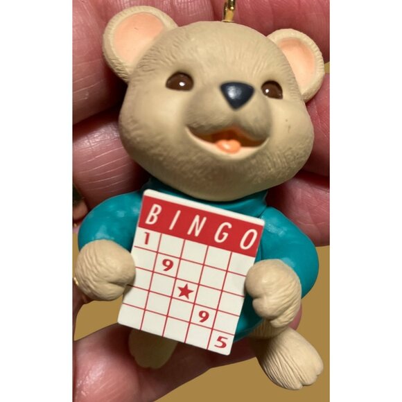 Hallmark Keepsake Ornament 1995 Bingo Bear Ornament - Picture 2 of 9